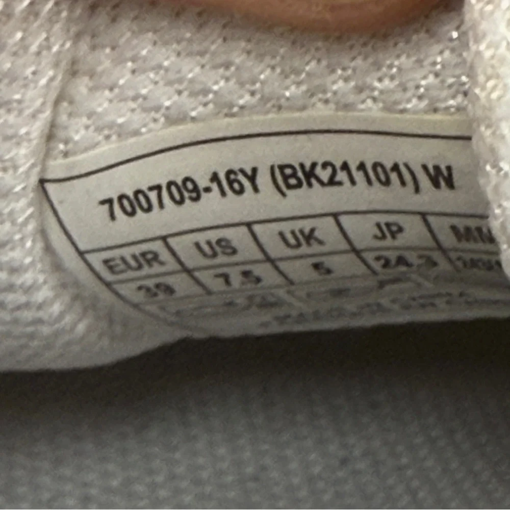 MBT Level 3 Rocker Sz‎ 7.5 - Picture 12 of 16